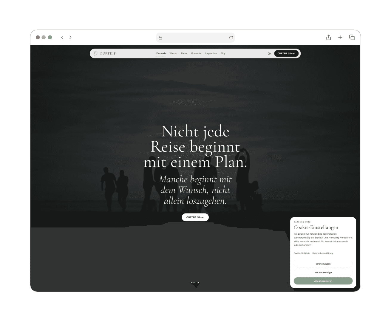Startseite von OurTrip auf Desktop und Smartphone – Desktop-Mockup
