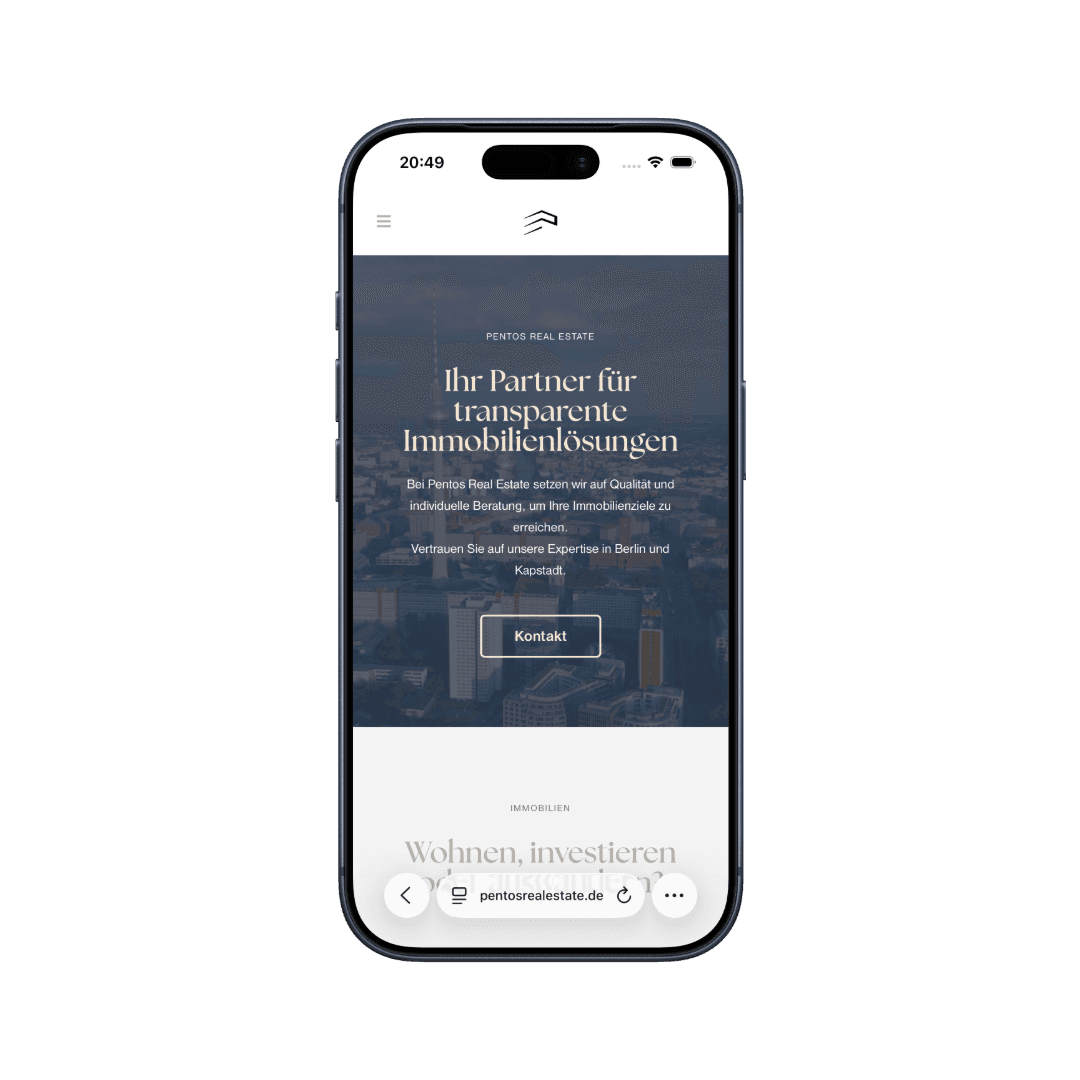 Startseite von Pentos Real Estate auf Desktop und Smartphone – iPhone-Mockup